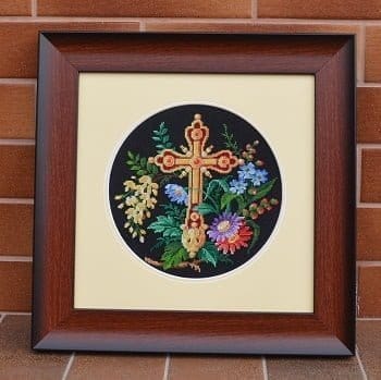 Holy cross - sewn and framed pattern