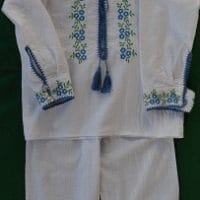 Embroidered set