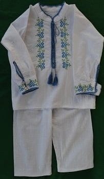 Embroidered set