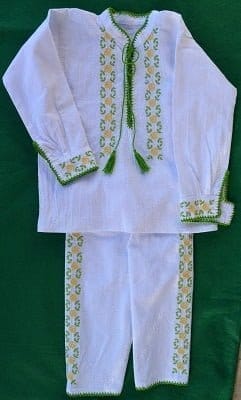 Embroidered set