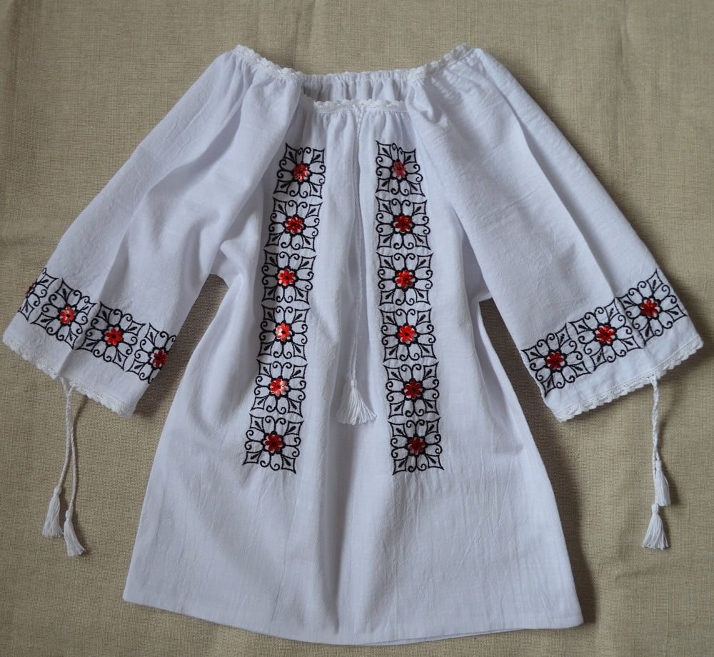 Ie embroidered