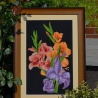 Gladiole/dreapta - model cusut și înrămat