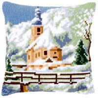 Biserica iarna -kit pentru pernuță în punct de cruce