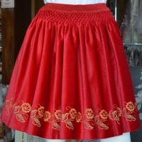 Fustă brodată